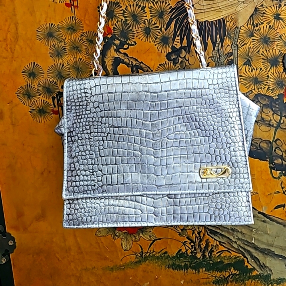 Silver evening shoulder/clutch bag